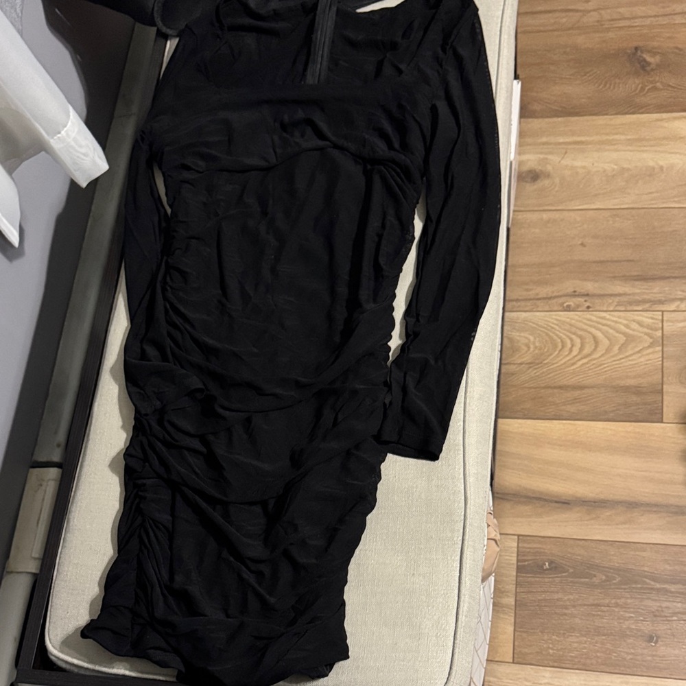 Elegant Black Long Sleeve Dress